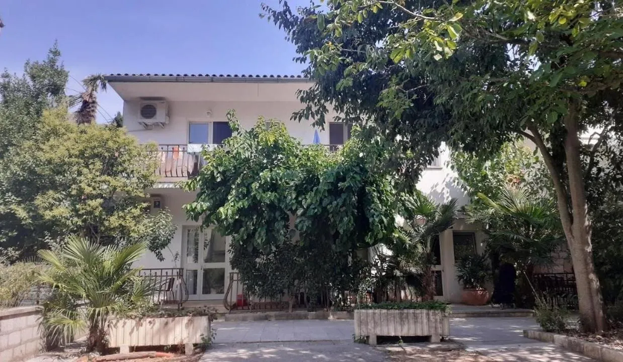 M&M'S Small Green Apartment روفينج 0*,  كرواتيا
